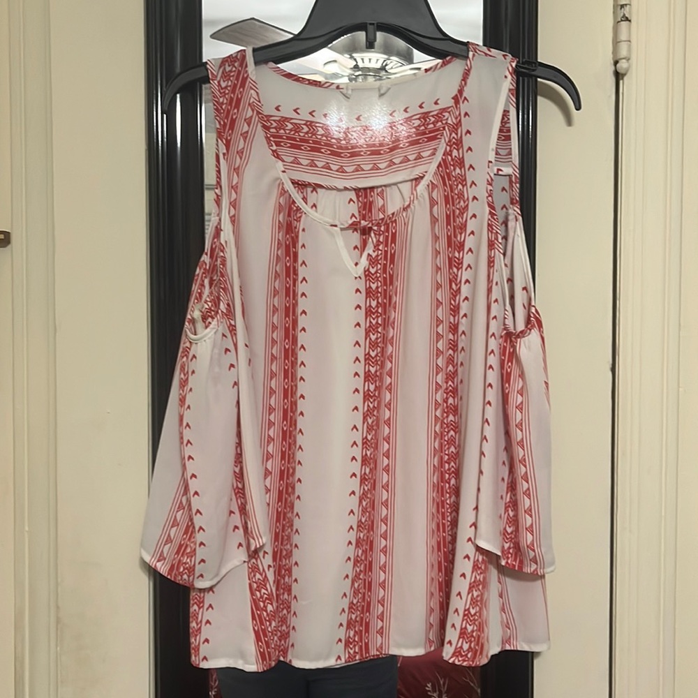Red and white cut out shoulder medium top